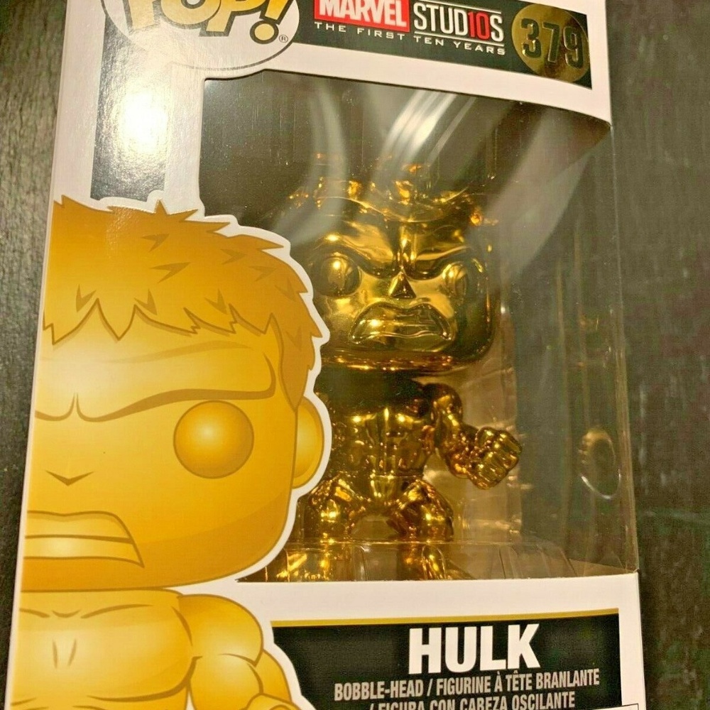 Funko POP Marvel Studio Gold HULK Bobble-Head Gift